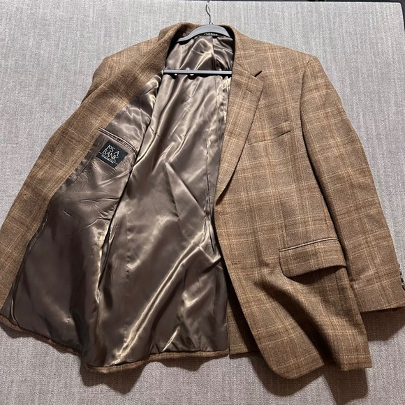 Jos. A. Bank Other - Jos A Bank Mens 42S Brown Plaid 100% Wool 2 Button Sport Coat Blazer 42 Short